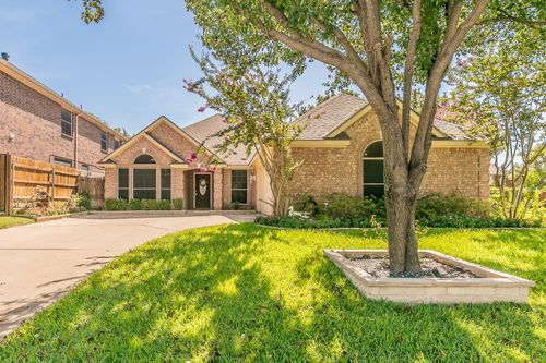 5544 Greenview Ct, North Richland Hills, TX, 76148-4029 | Card Image