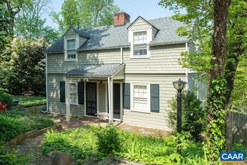 907 Cottage Ln, CHARLOTTESVILLE, VA, 22903-1611 | Card Image