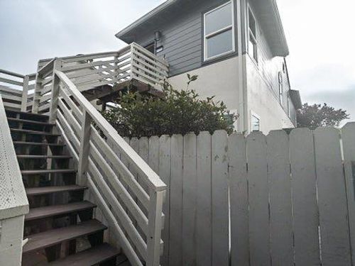 a-212 Village Ln, Daly City, CA, 94015-1642 | Card Image
