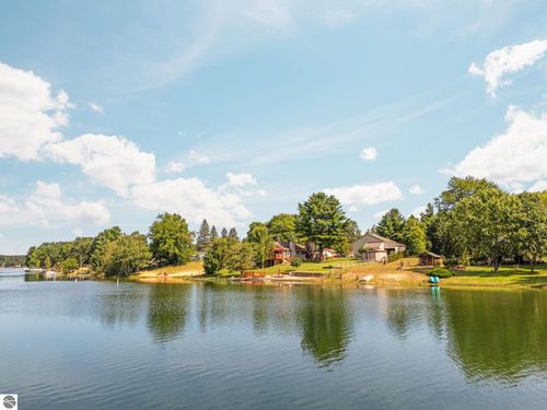 392 Gitchegumee Drive, Buckley, MI, 49620 | Card Image