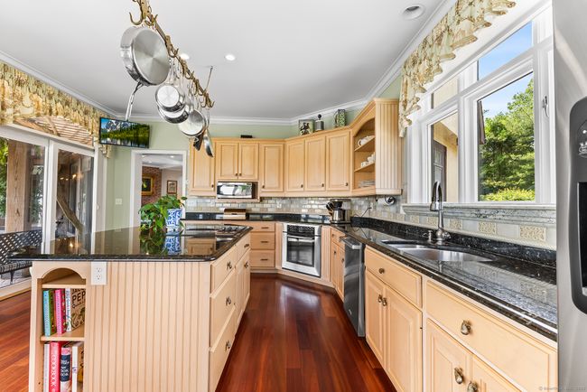 79 Taine Mountain Rd, House other with 3 bedrooms, 3 bathrooms and null parking in Burlington CT | Image 12