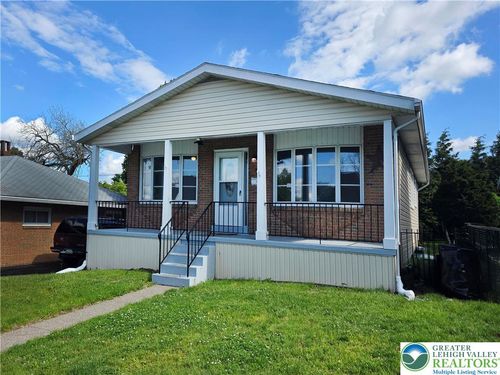 935 Marion St, BETHLEHEM, PA, 18017-5205 | Card Image