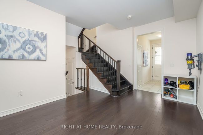 78 Heming Trail, House attached with 4 bedrooms, 3 bathrooms and 2 parking in Ancaster ON | Image 4