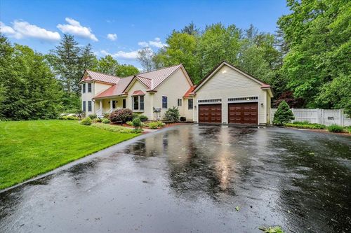 6 Acacia Street, Merrimack, NH, 03054 | Card Image