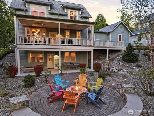 216 Porcupine Ln, Chelan, WA, 98816 | Card Image