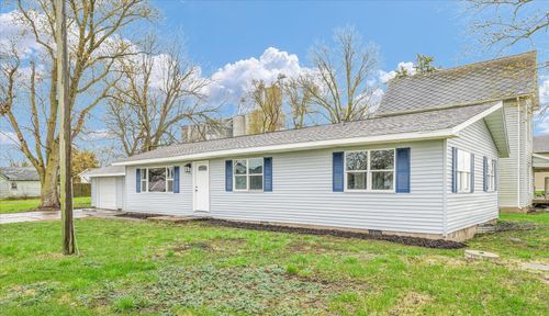 211 3rd St, Dewey, IL, 61840 | Card Image