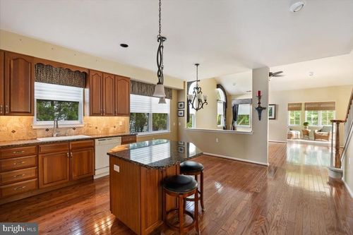 9 Clancy Ct, Marlton, NJ, 08053-8546 | Card Image
