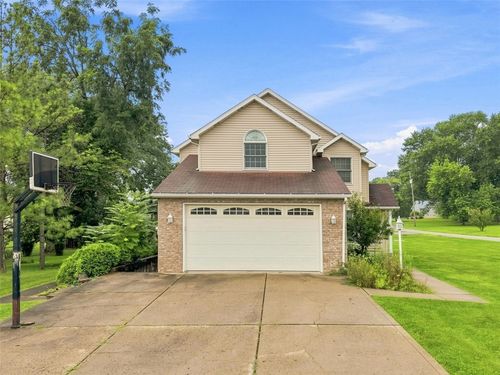 200 1st St, Freedom, PA, 15042-2462 | Card Image