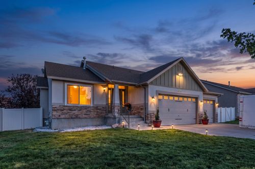 6755 S Majestic Loop Rd, West Jordan, UT, 84081-3396 | Card Image