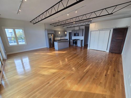 203-111 W Main St, Frankfort, KY, 40601-2807 | Card Image