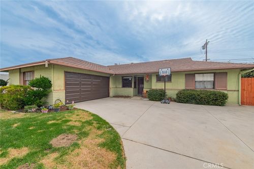 20532 Varsity Dr, Walnut, CA, 91789-1221 | Card Image