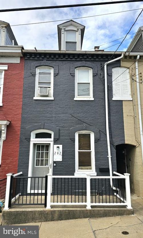 282 S 4th St, COLUMBIA, PA, 17512-1737 | Card Image