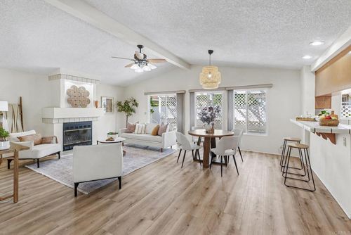 90-2010 W San Marcos Blvd, San Marcos, CA, 92078 | Card Image