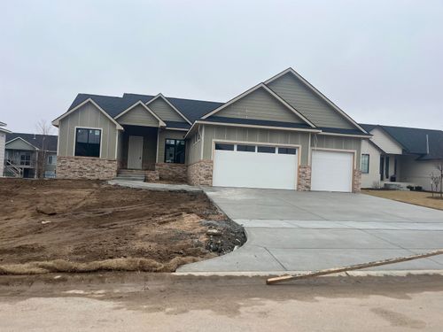 4989 N Emerald Ct, Maize, KS, 67101-8716 | Card Image