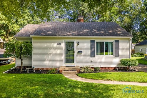 4746 Hannaford Drive, Toledo, OH, 43623 | Card Image