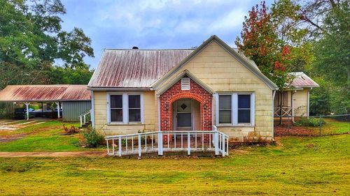 508 Pine St, West Point, GA, 31833-1412 | Card Image