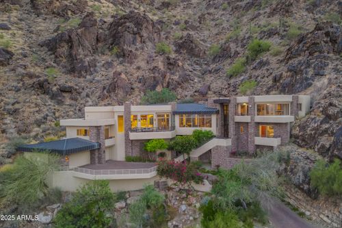 5676 E Cheney Dr, Paradise Valley, AZ, 85253-3076 | Card Image