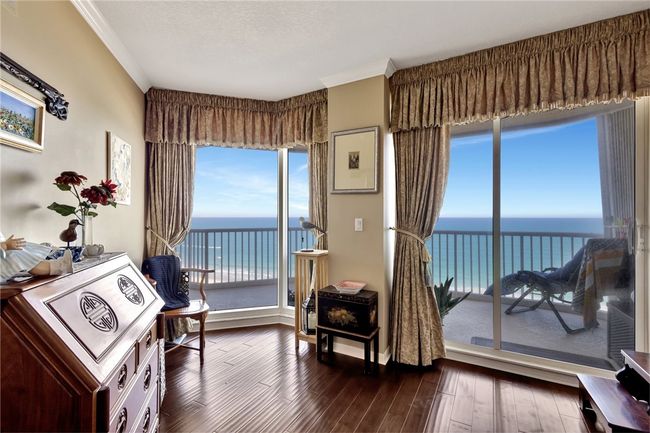 APT-2-3 - 5051 N Highway A1a, House attached with 4 bedrooms, 4 bathrooms and null parking in Hutchinson Island FL | Image 16