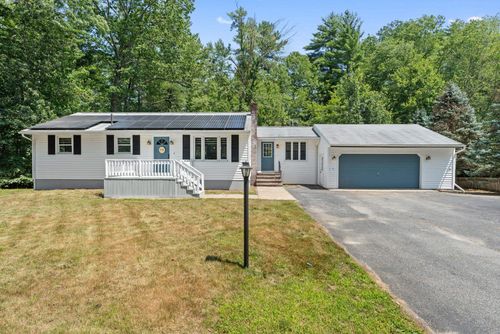 48 Meetinghouse Rd, Merrimack, NH, 03054-3825 | Card Image