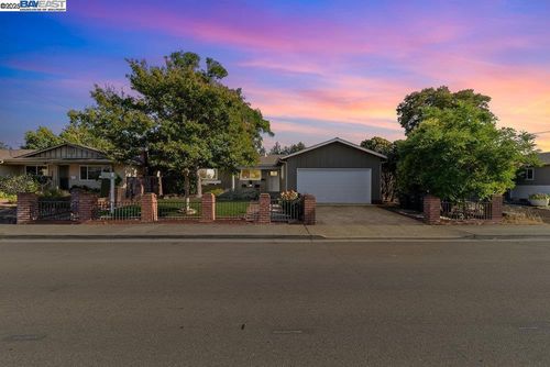 3283 East Ave, Livermore, CA, 94550-4741 | Card Image