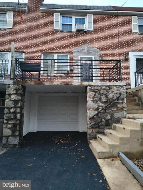 6669 Church Ln, UPPER DARBY, PA, 19082-4301 | Card Image