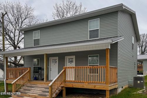 141/143 Oak Street, Athens, TN, 37303 | Card Image