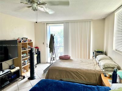 210 - 12590 Ne 16th Ave, Condo with 1 bedrooms, 1 bathrooms and null parking in North Miami FL | Image 3