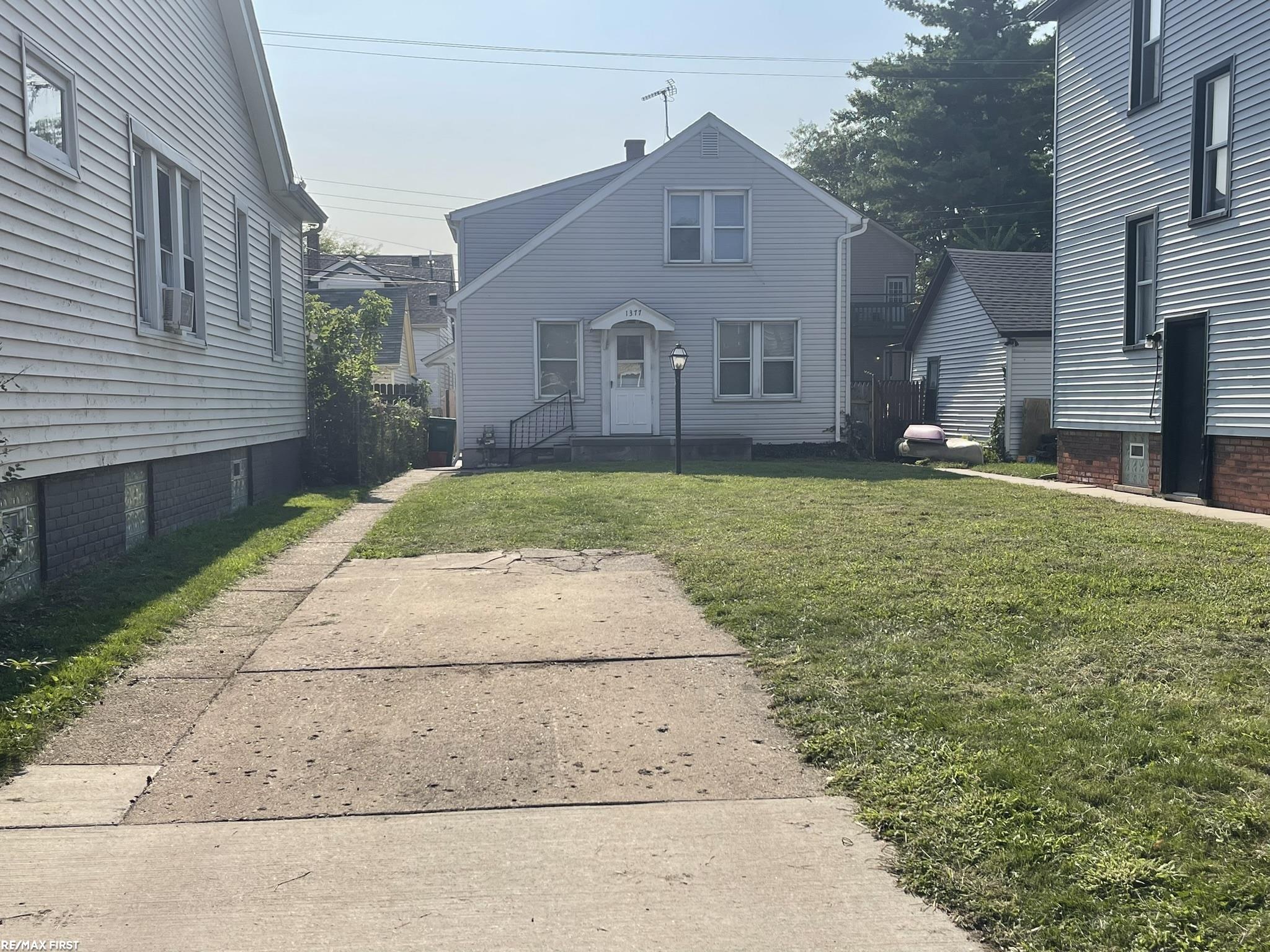 Maryland St, Grosse Pointe Park, MI 48230