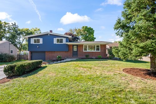 1152 Aberdeen Ln, Mundelein, IL, 60060-1204 | Card Image