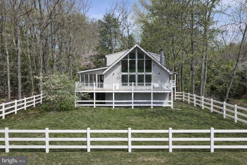 393 Tecumseh Trl, HEDGESVILLE, WV, 25427-3897 | Card Image