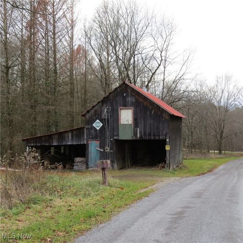 2245 Scroll Rd Sw, Carrollton, OH, 44615-9297 | Card Image