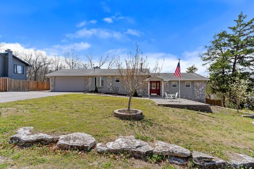 2268 E Thompson Place, Springfield, MO, 65804 | Card Image