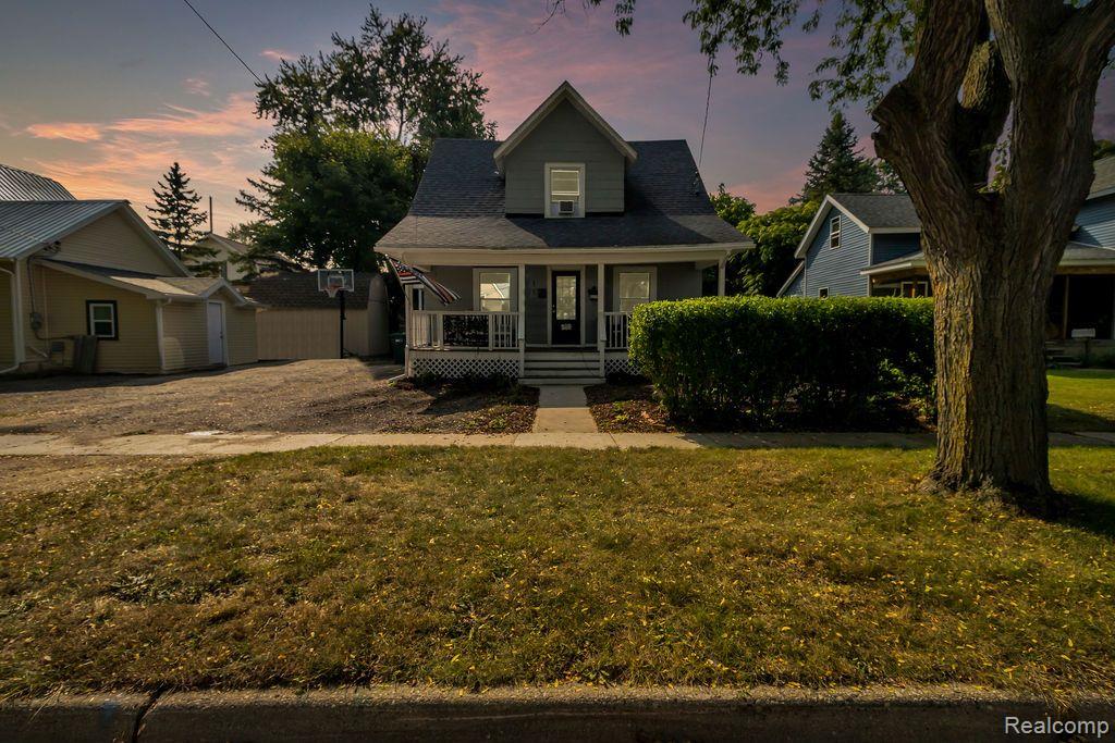 Lovejoy St, Durand, MI 48429