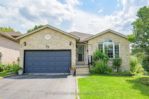 35 Melran Dr, Cambridge, ON, N3C4C1 | Card Image