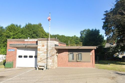 834 Main St, Lewiston, ME, 04240-5114 | Card Image