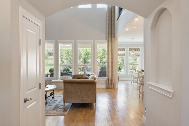 717 Sir Barton Trl, House other with 5 bedrooms, 6 bathrooms and null parking in Keller TX | Image 6