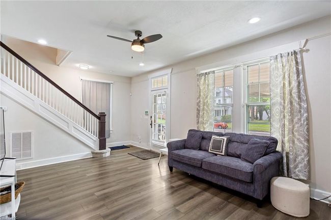 434 Mt Vernon Ave, House other with 3 bedrooms, 3 bathrooms and null parking in Portsmouth VA | Image 4
