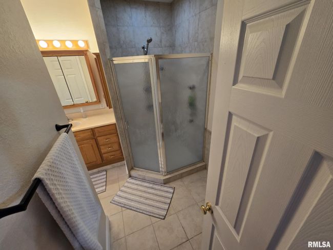 14327 Mcraven Ln, House other with 4 bedrooms, 4 bathrooms and null parking in Mount Vernon IL | Image 31