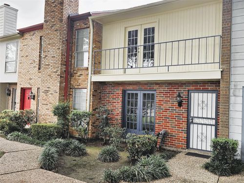 23-6111 Beverly Hill Street, Houston, TX, 77057 | Card Image