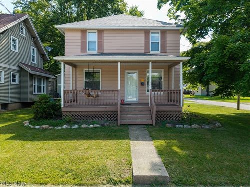 347 N Lyman St, Wadsworth, OH, 44281-1801 | Card Image