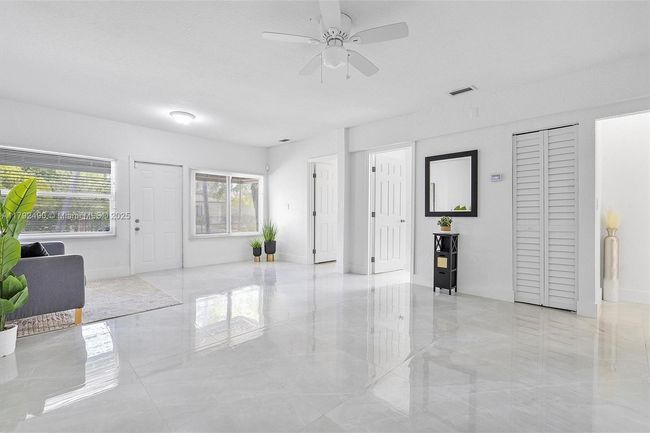 1810 Nw 47 Th St, House other with 4 bedrooms, 2 bathrooms and null parking in MIAMI FL | Image 8