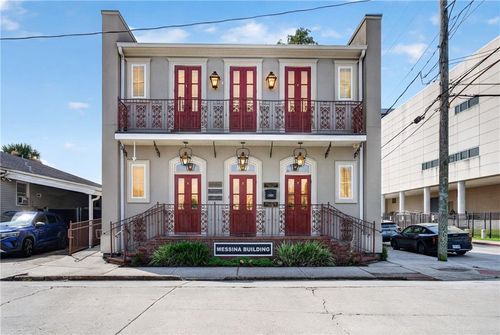 upper-830 3rd Street, Gretna, LA, 70053 | Card Image