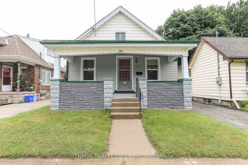 240 East St, London, ON, N5Z2S2 | Card Image