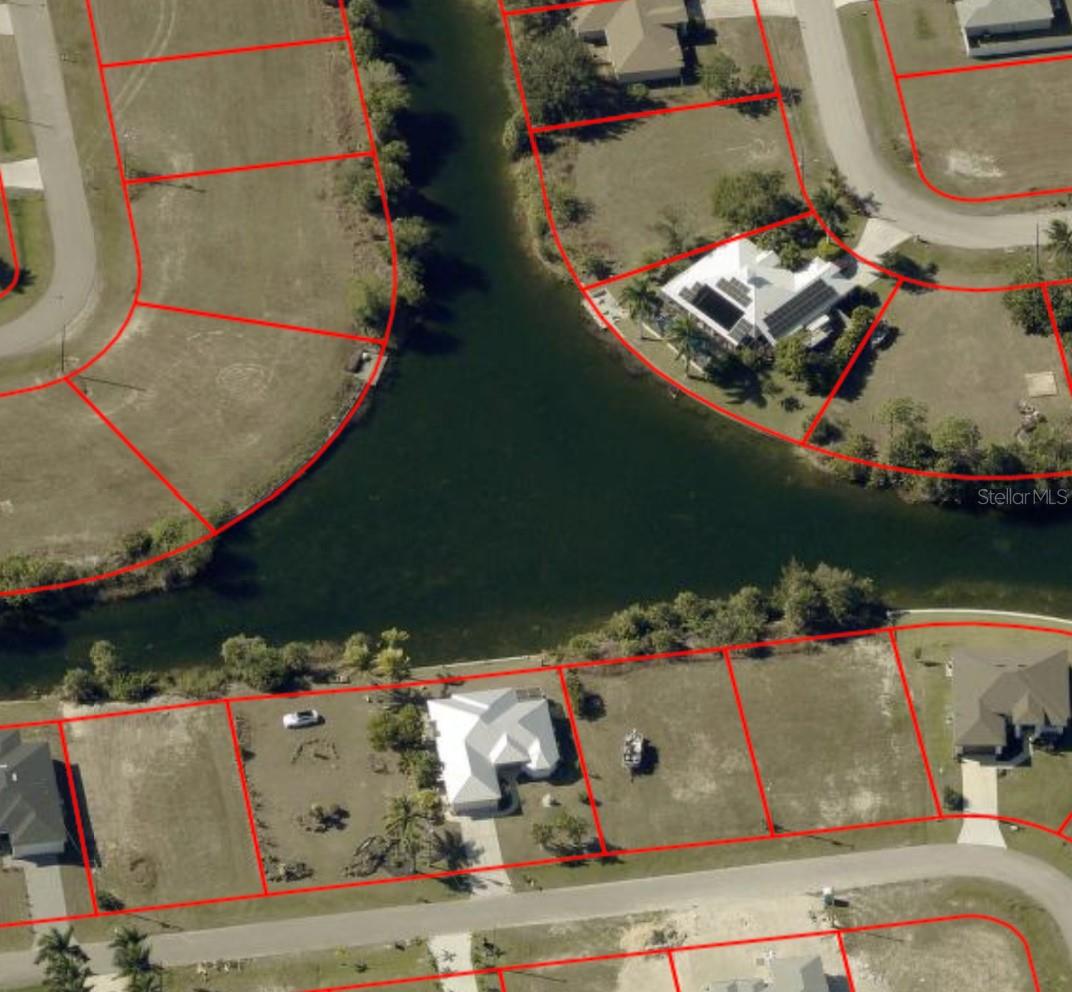 Land in CAPE CORAL 4
