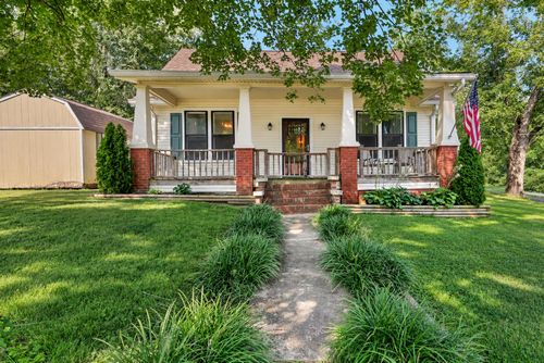 302 Main St, Cumberland City, TN, 37050-4068 | Card Image