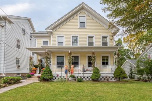 91 Saint Paul St, North Smithfield, RI, 02896-8421 | Card Image