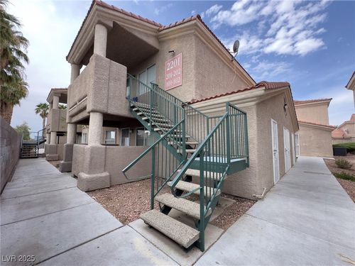2201 James Bilbray Dr, Las Vegas, NV, 89108-7385 | Card Image