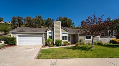 5760 E Hudson Bay Dr, Anaheim, CA, 92807 | Card Image