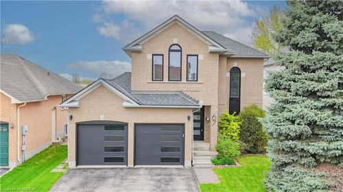 67 Wadsworth Cres, Cambridge, ON, N1S5A3 | Card Image
