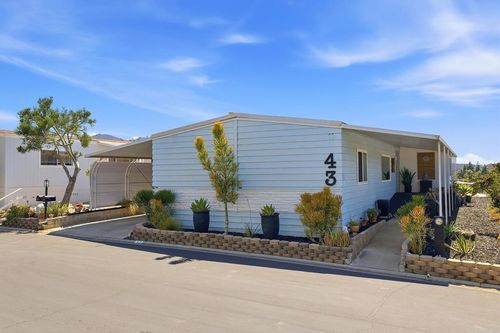 43-1195 La Moree Rd, San Marcos, CA, 92078-4527 | Card Image